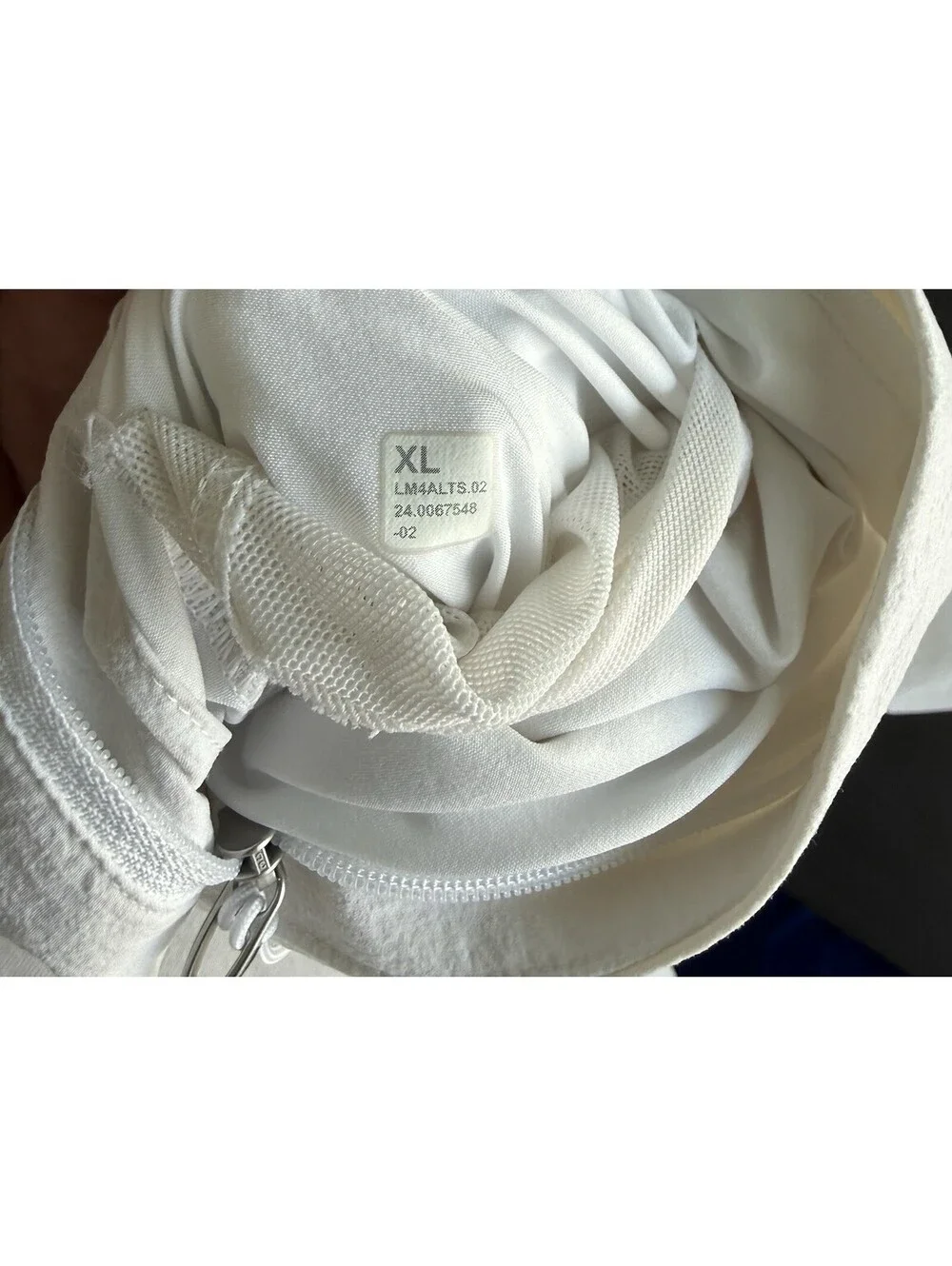 Lululemon Sojourn Windbreaker Jacket Windmill White/Cream Size XL